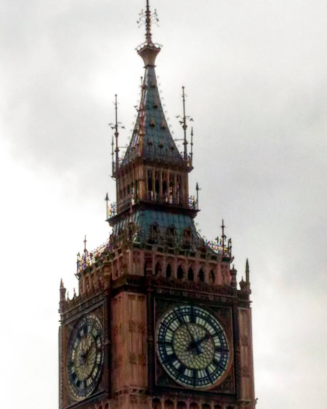 - Unidentified Big Ben — Wikimedia Commons