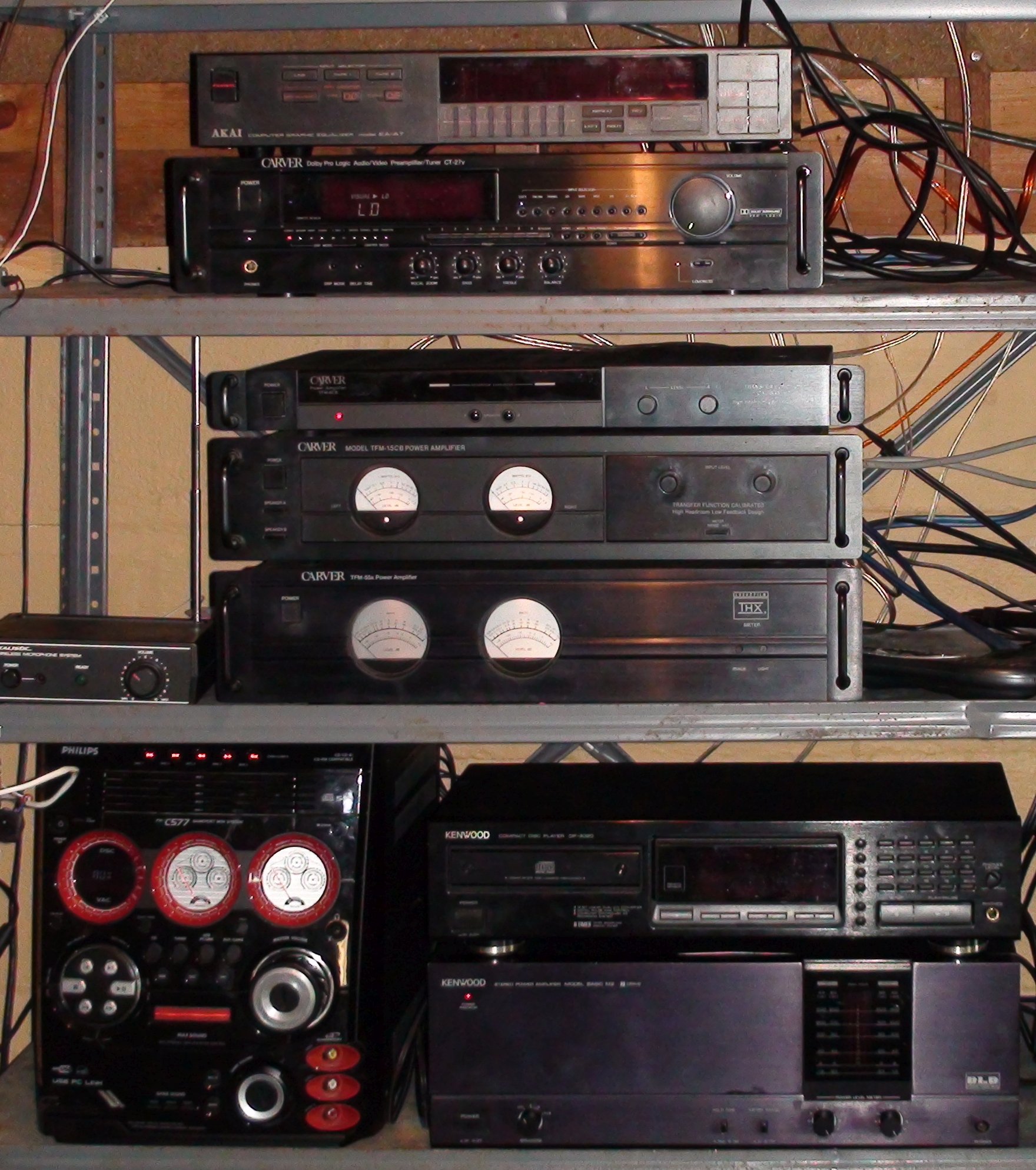 - Unidentified Hi Fi — Wikimedia Commons