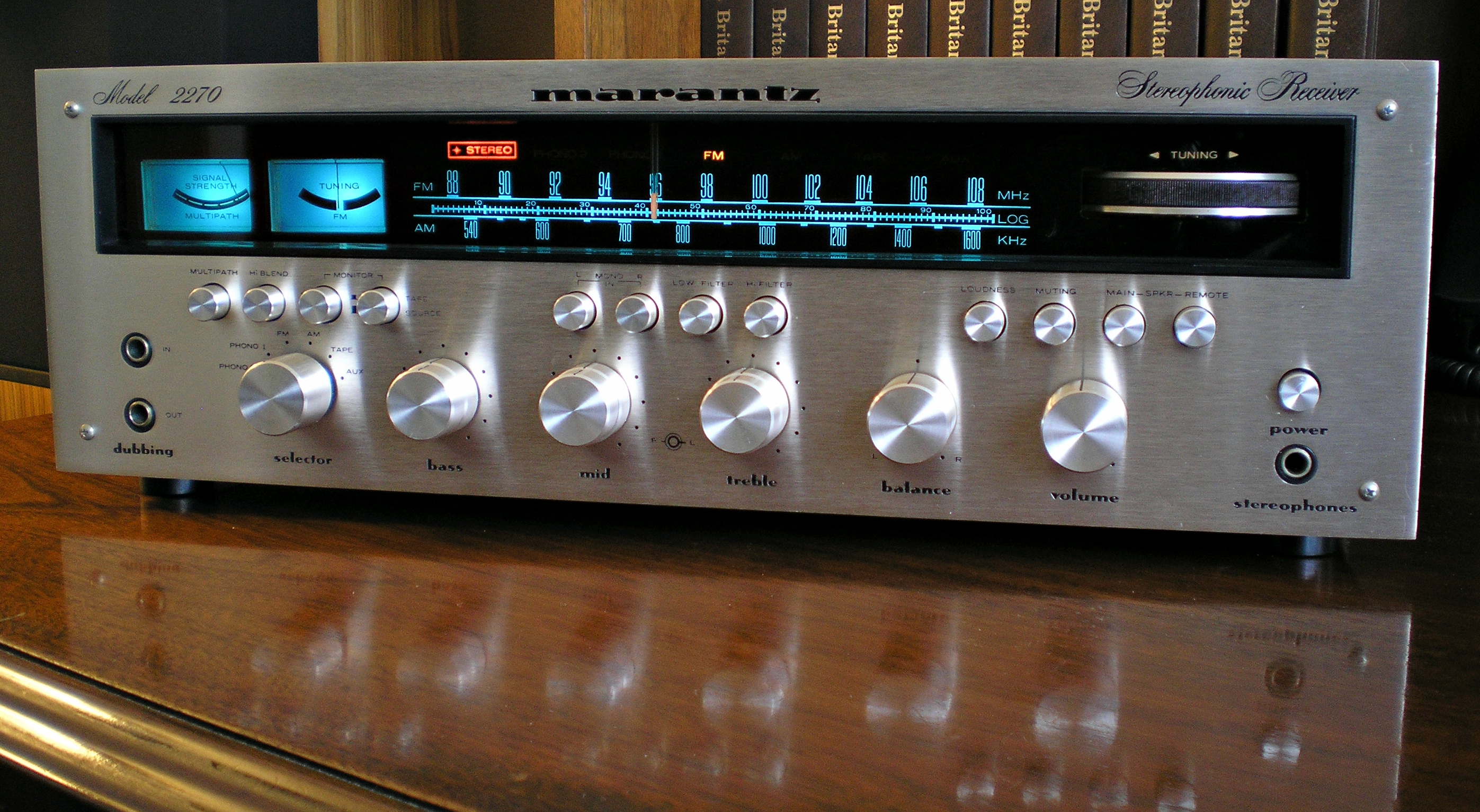 Marantz 2270 — Wikimedia Commons