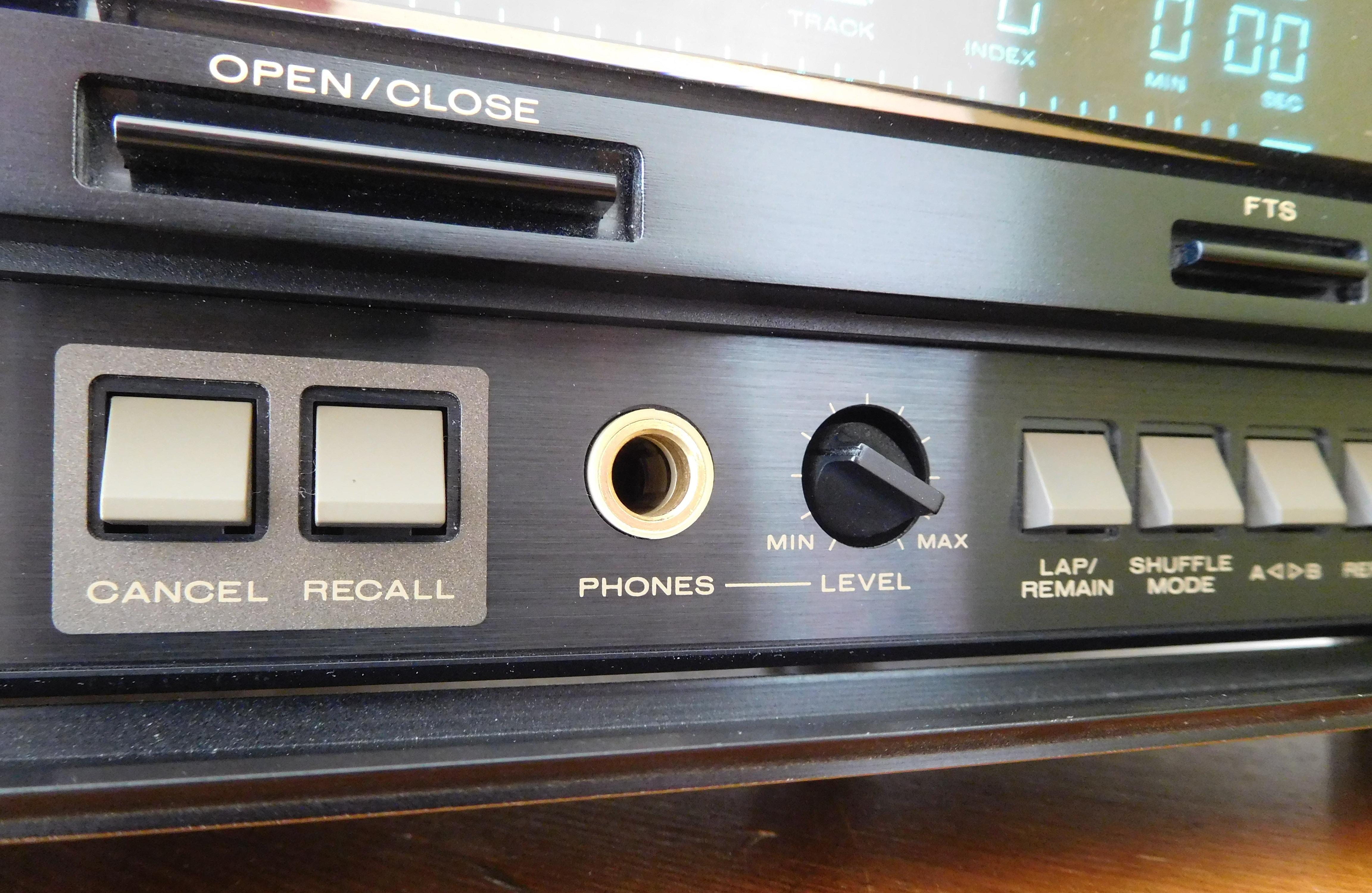 Marantz CD-17 — Wikimedia Commons