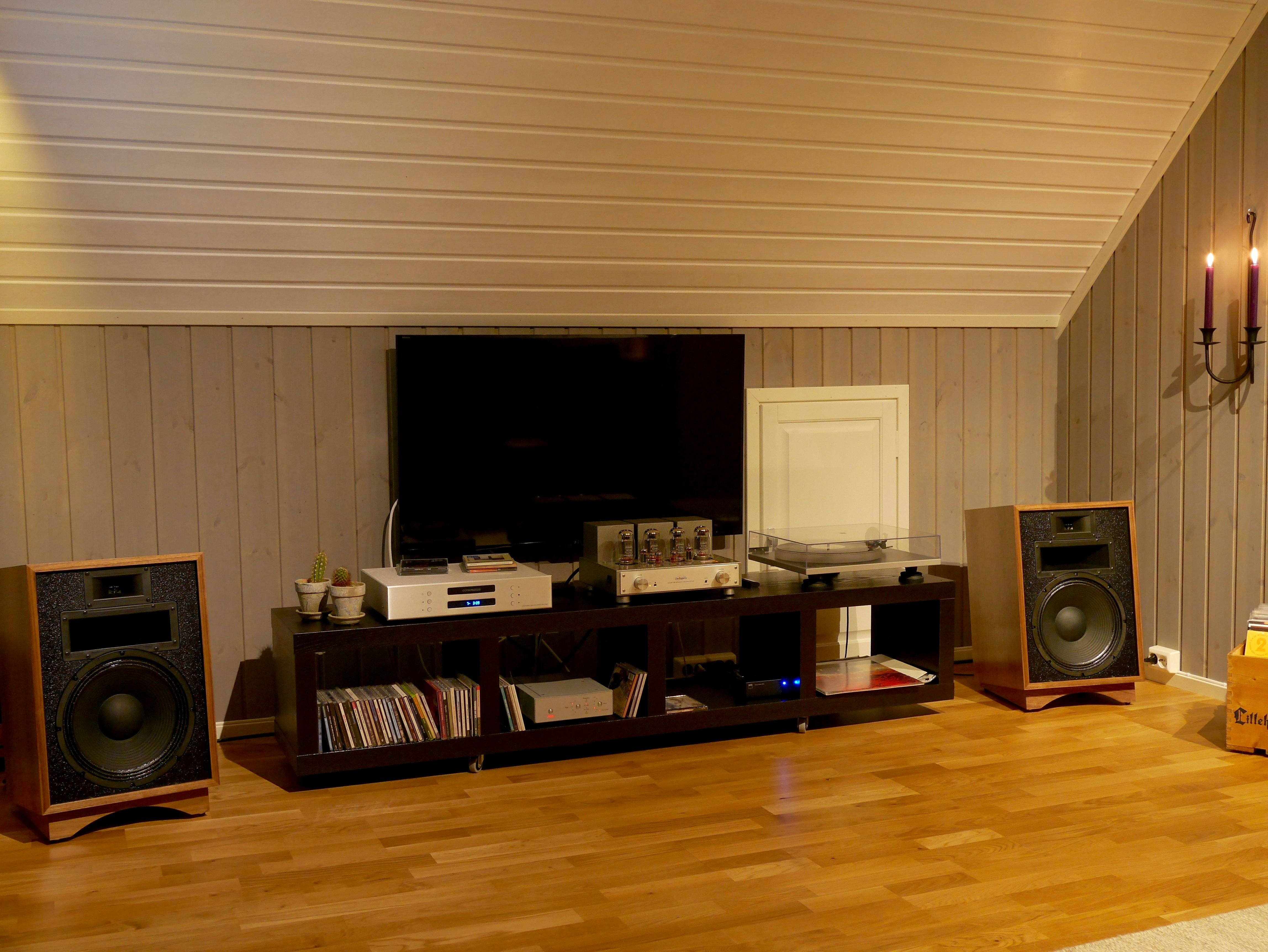 Klipsch Heresy III — Wikimedia Commons
